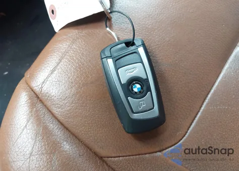 2013 BMW 328I from USA, damaged, VIN WBA3A5G57DNP19440